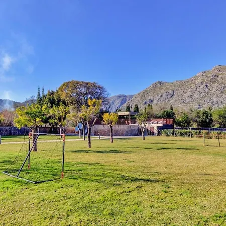 Sleeps 8 With Air Con And Wifi Villa *