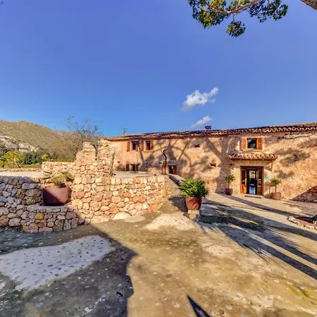 Sleeps 8 With Air Con And Wifi Villa Pollença