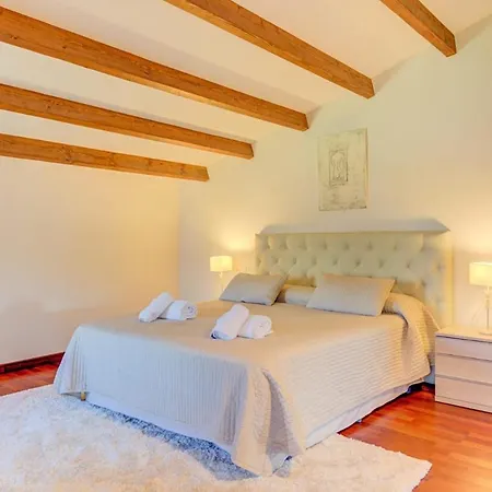 Villa Sleeps 8 With Air Con And Wifi Pollença