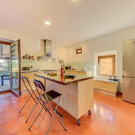 Sleeps 8 With Air Con And Wifi Villa Pollença